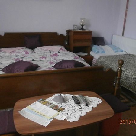 Rooms "Dragica" Otocac Room photo